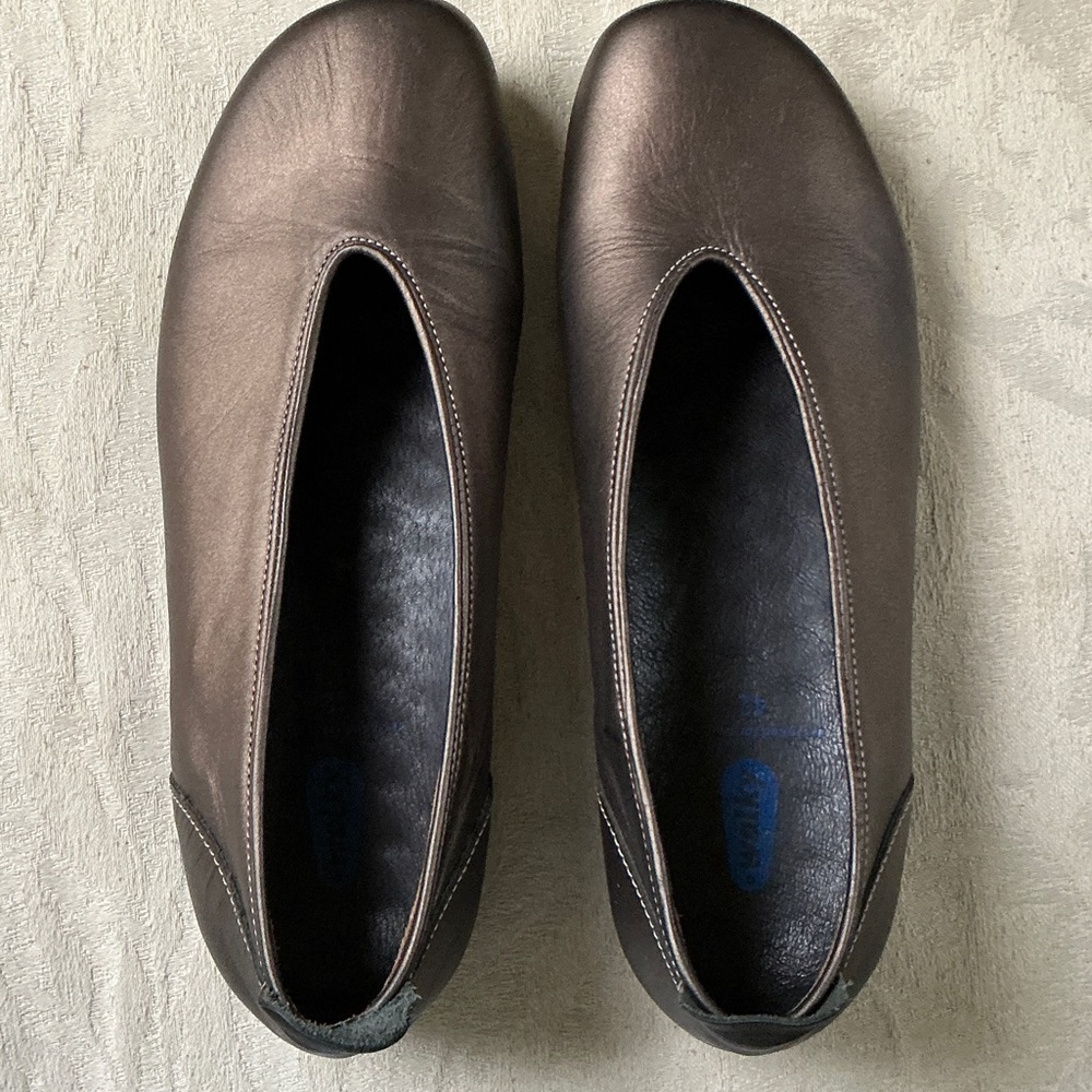 WOLKY Metallic Bronze Slip-On Shoes BALLERINA FLATS‎ 42